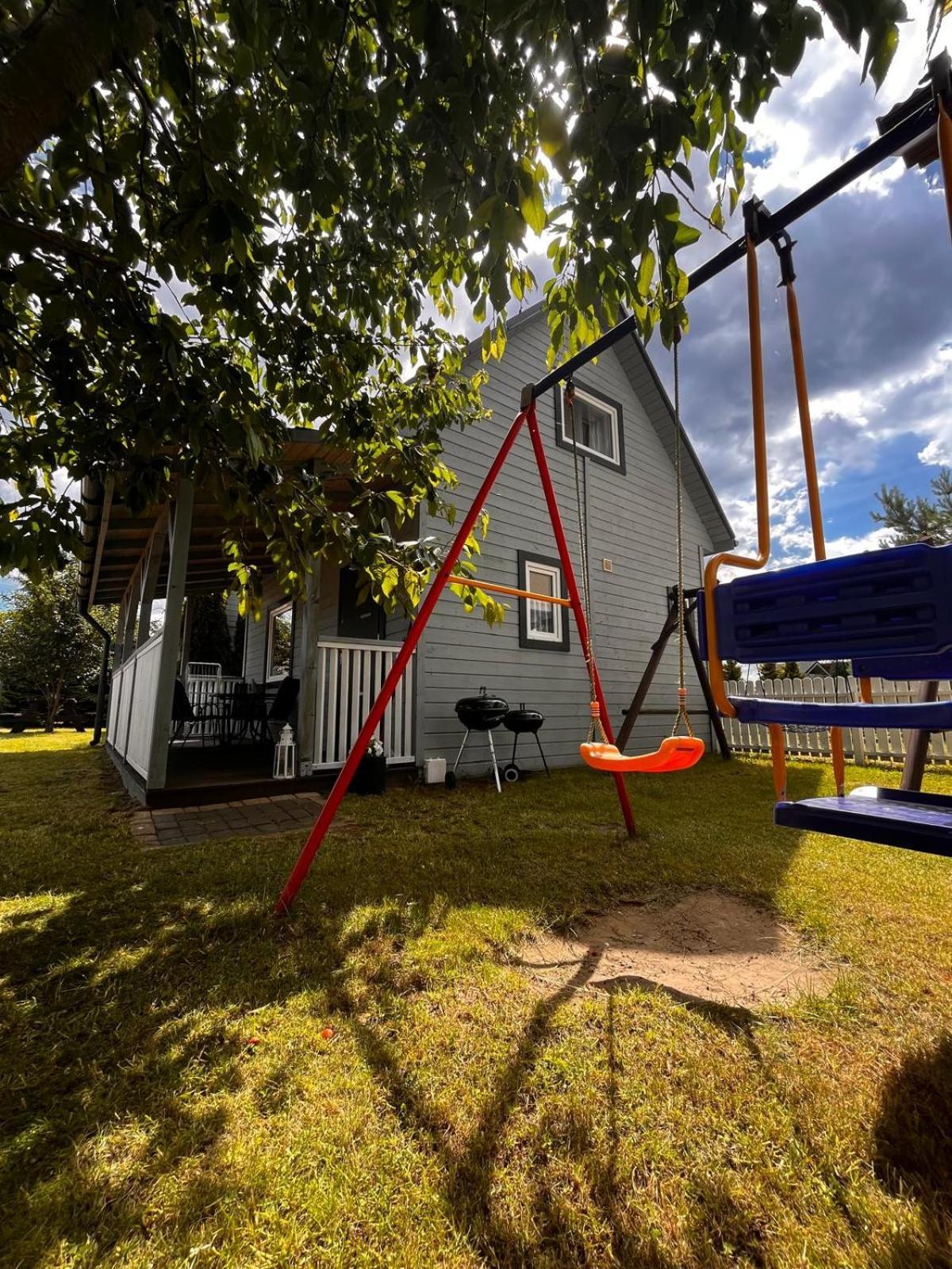 Domki Kapitanskie Z Prywatnym Polem Do Gry W Mini Golf Rewal Exteriér fotografie